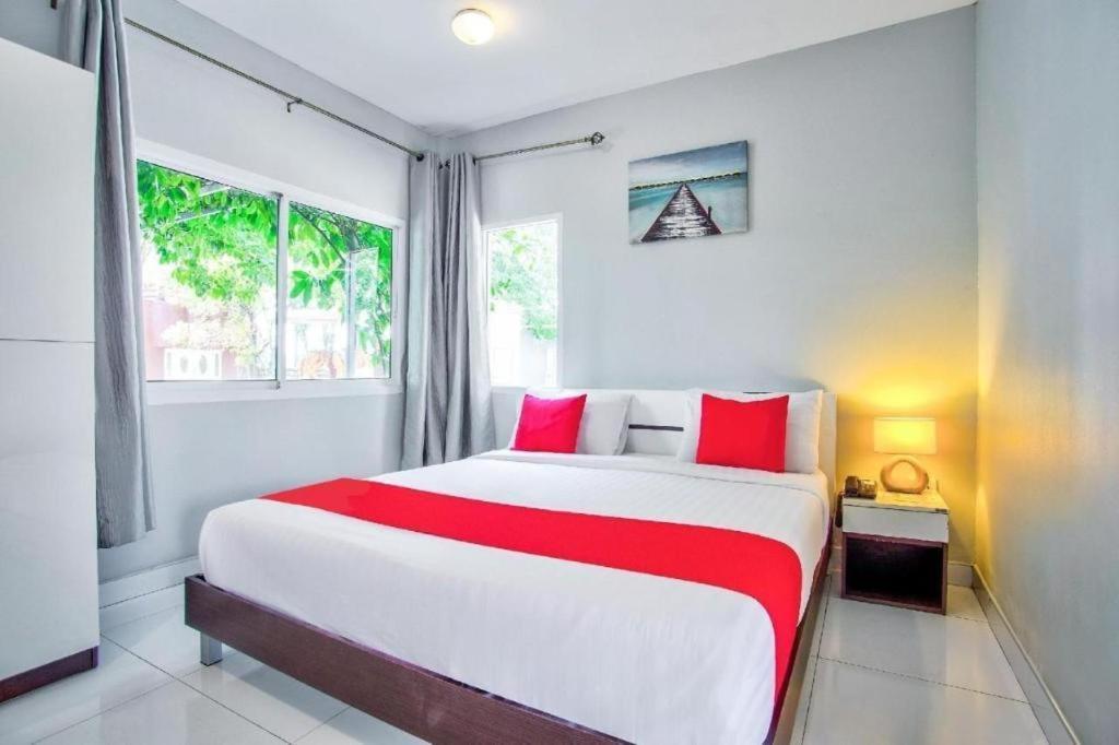 פרה נאקון סי איוטאיה Thaiasia Goldensea Resort מראה חיצוני תמונה